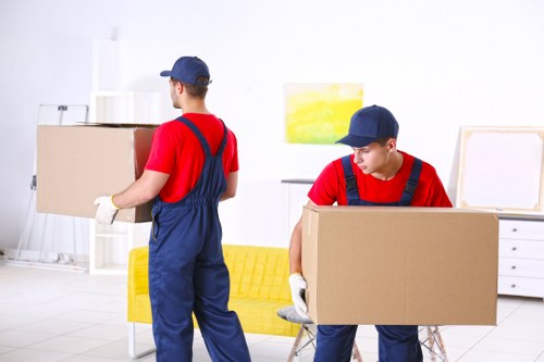 Local man with a van service for home moves in Shacklewell