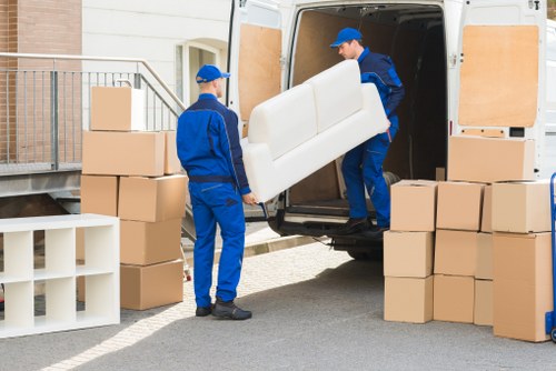 Removal truck hire service in Shacklewell for local moving jobs
