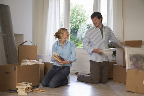 Local van service supporting business and residential moves in Shacklewell